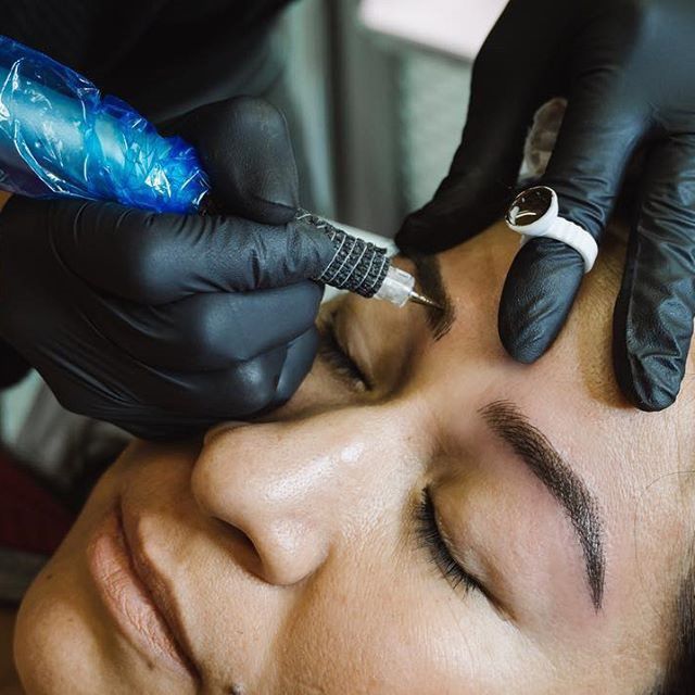 MICROBLADING